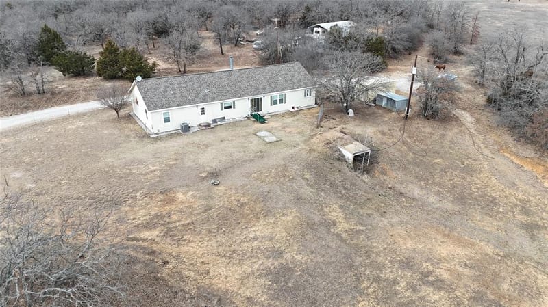 580 September Street, Bowie TX 76230 - Photo 9