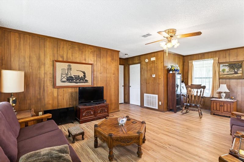 9885 County Road 270, Hico TX 76457 - Photo 20