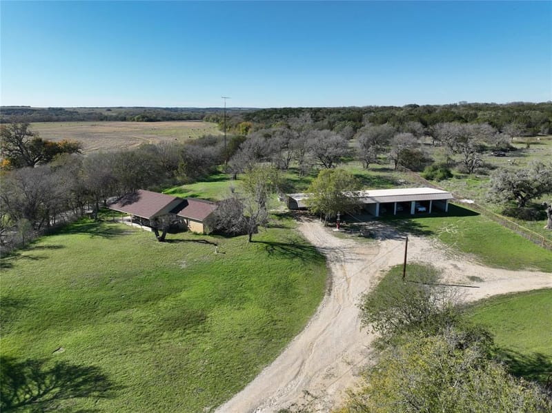 9885 County Road 270, Hico TX 76457 - Photo 40