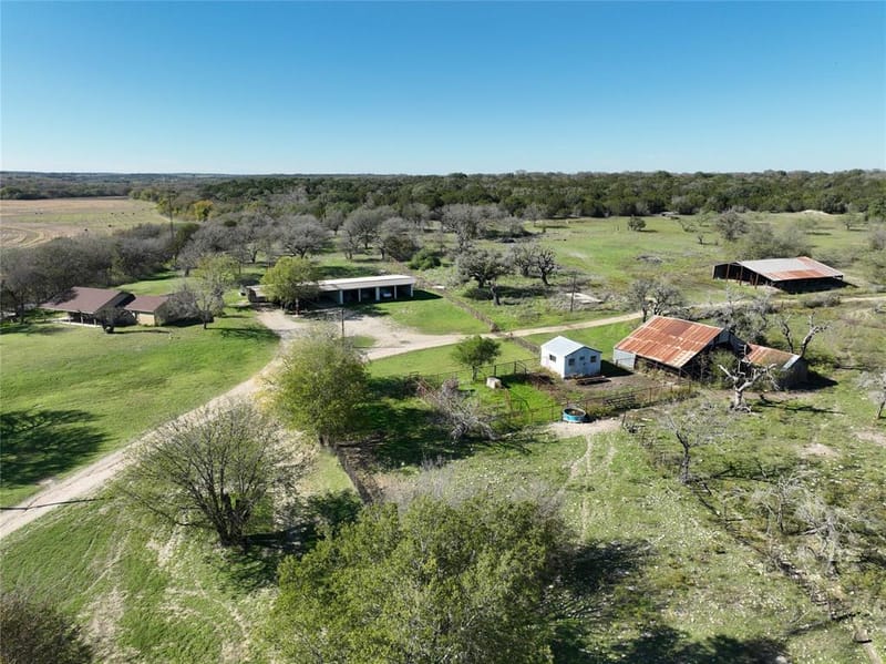 9885 County Road 270, Hico TX 76457 - Photo 39