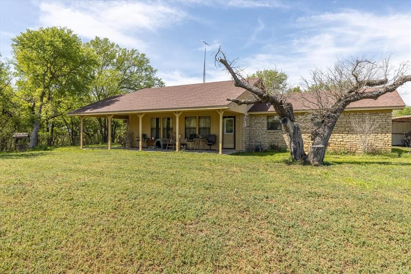 9885 County Road 270, Hico TX 76457 - Photo 8