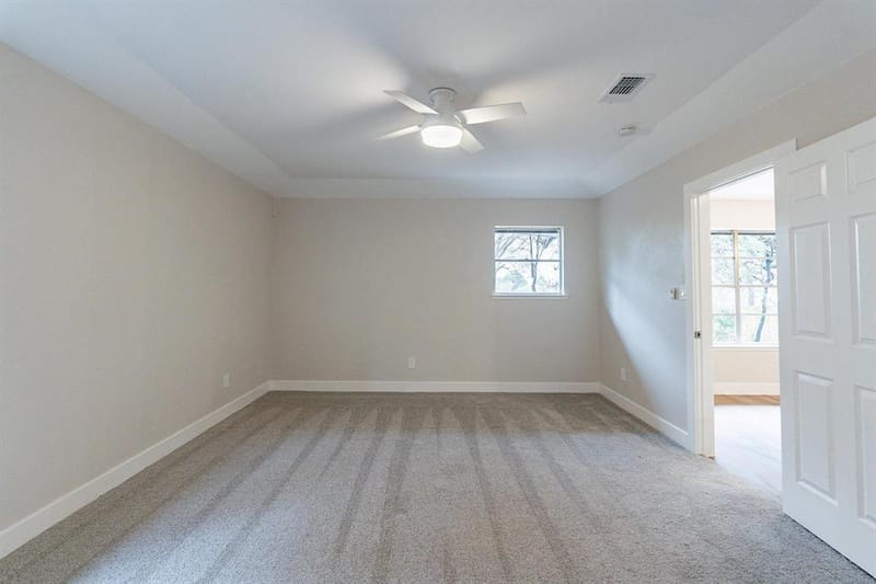2105 Castle Oaks Drive, Arlington TX 76012 - Photo 18