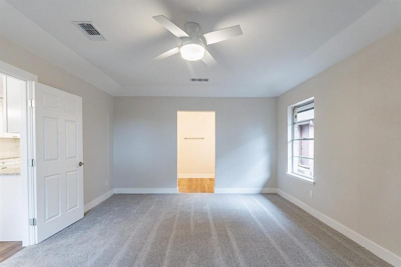 2105 Castle Oaks Drive, Arlington TX 76012 - Photo 19