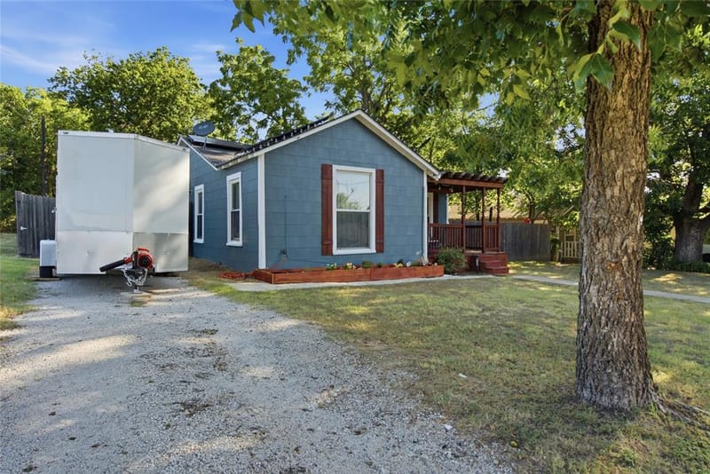 116 W 7th Street, Weatherford TX 76086 - Photo 4