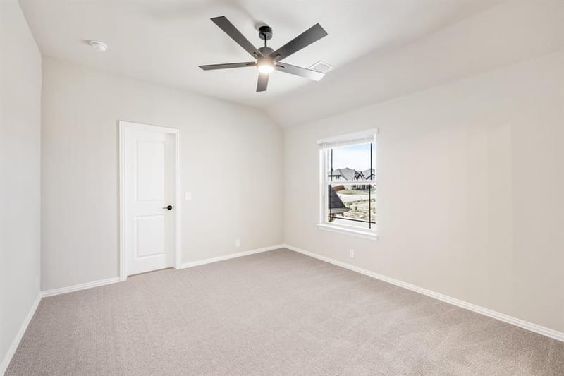 1306 Parkmont Court, Justin TX 76247 - Photo 33