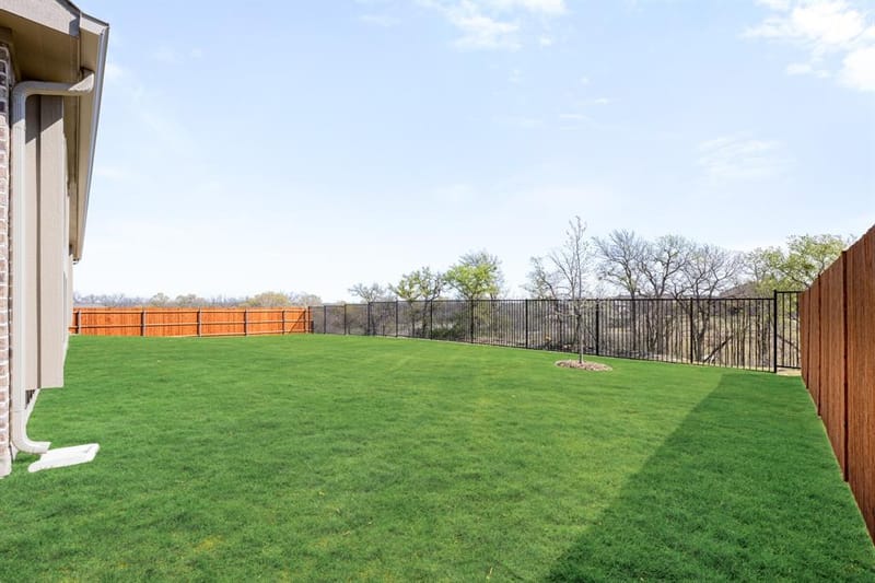 1306 Parkmont Court, Justin TX 76247 - Photo 39