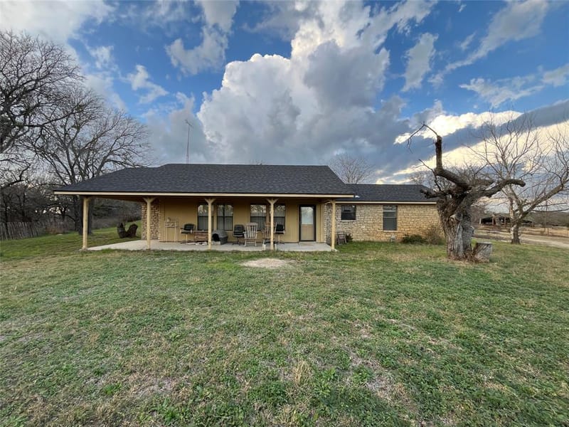 9885 County Road 270, Hico TX 76457 - Photo 2