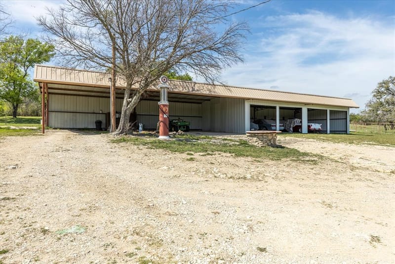 9885 County Road 270, Hico TX 76457 - Photo 13