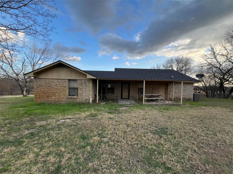 9885 County Road 270, Hico TX 76457 - Photo 3