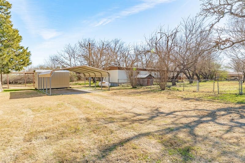 483 Private Road 729, Bluff Dale TX 76433 - Photo 28