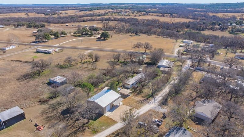 483 Private Road 729, Bluff Dale TX 76433 - Photo 34