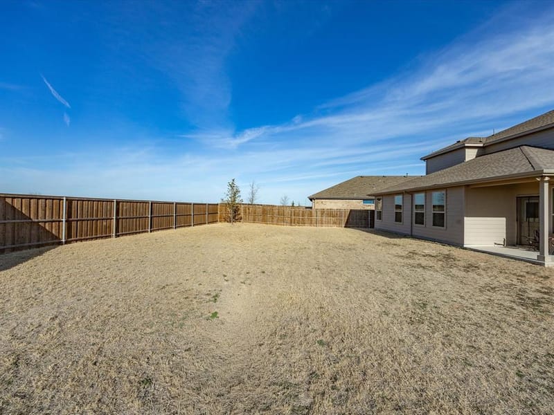 186 Dogwood Avenue, Rhome TX 76078 - Photo 32