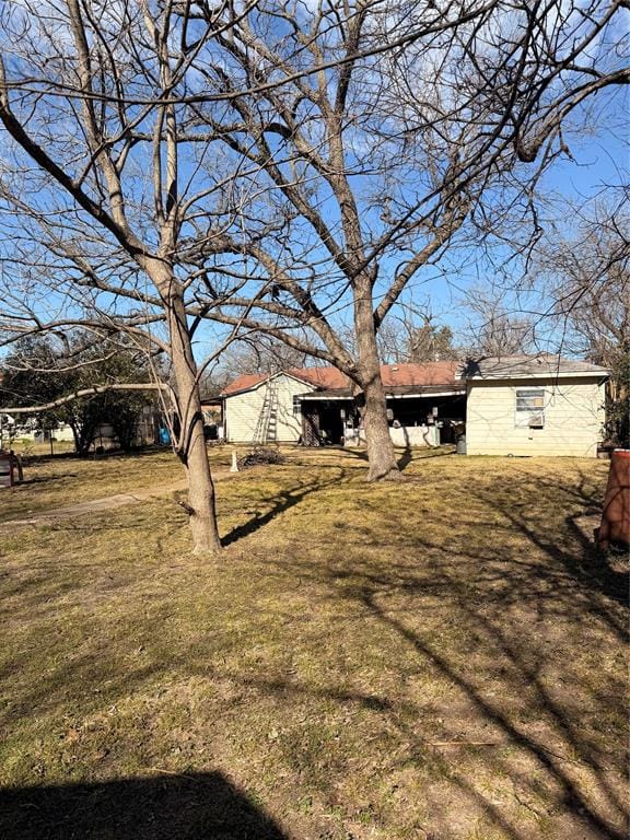114 E Park Place Drive, Lancaster TX 75134 - Photo 8