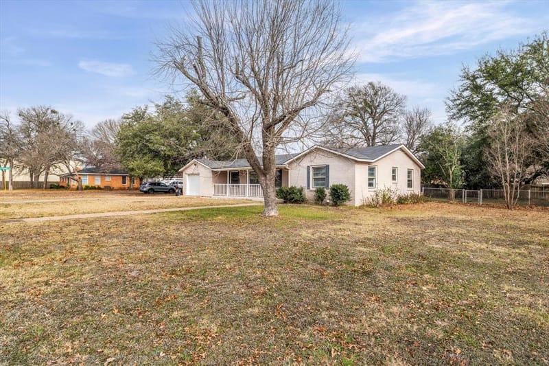 351 Santa Fe Drive, Woodway TX 76712 - Photo 23