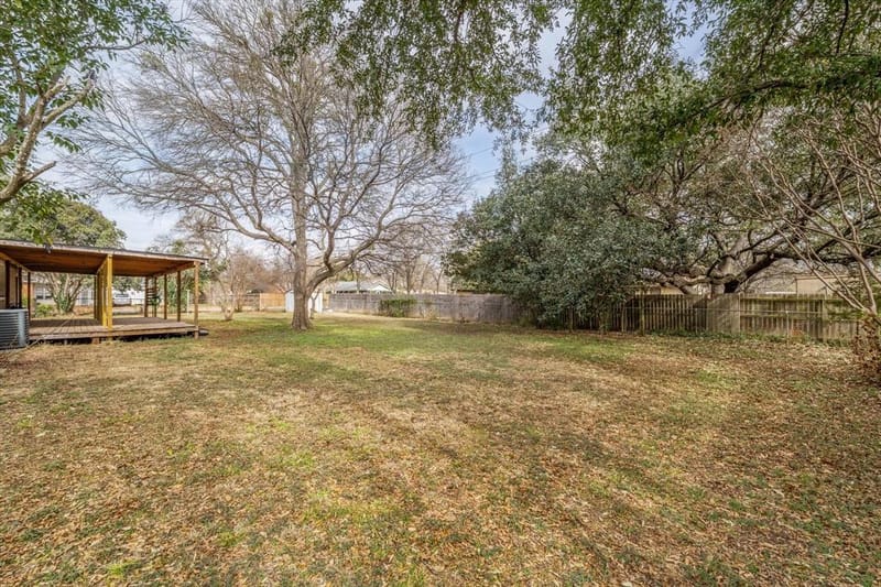 351 Santa Fe Drive, Woodway TX 76712 - Photo 24