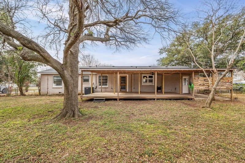 351 Santa Fe Drive, Woodway TX 76712 - Photo 19