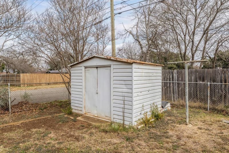 351 Santa Fe Drive, Woodway TX 76712 - Photo 25