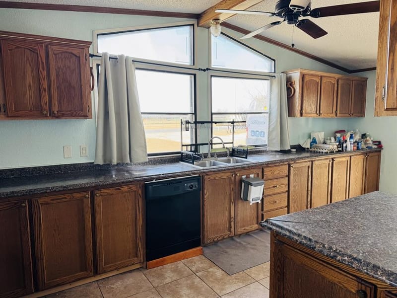 600 Temple Hall Highway, Granbury TX 76049 - Photo 6