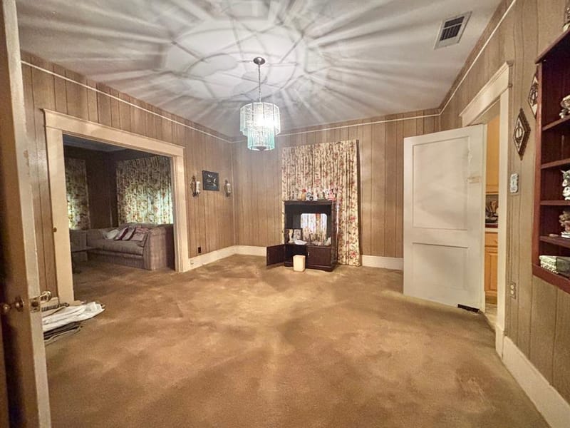 619 Delaware Street, Dallas TX 75208 - Photo 7