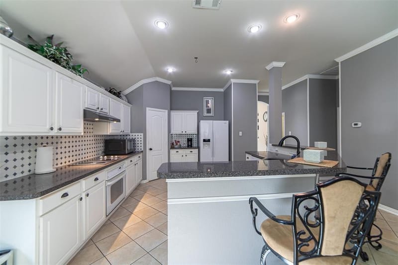 1706 Hollow Creek Court, Garland TX 75040 - Photo 17