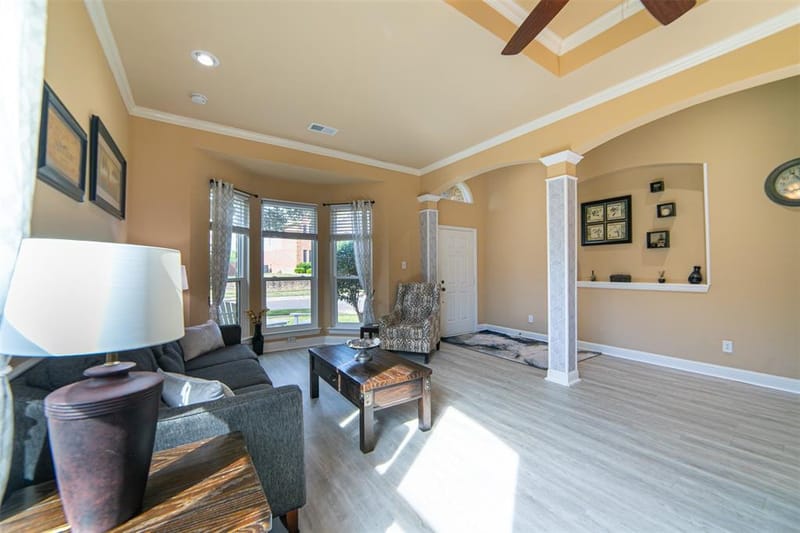 1706 Hollow Creek Court, Garland TX 75040 - Photo 10