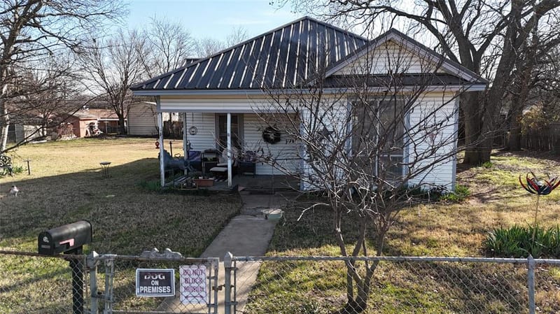 213 W Eldred Street # 2, Burleson TX 76028 - Photo 13
