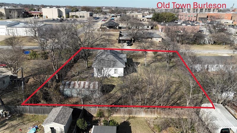 213 W Eldred Street # 2, Burleson TX 76028
