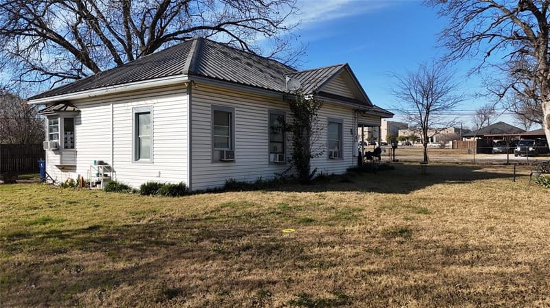 213 W Eldred Street # 2, Burleson TX 76028 - Photo 21