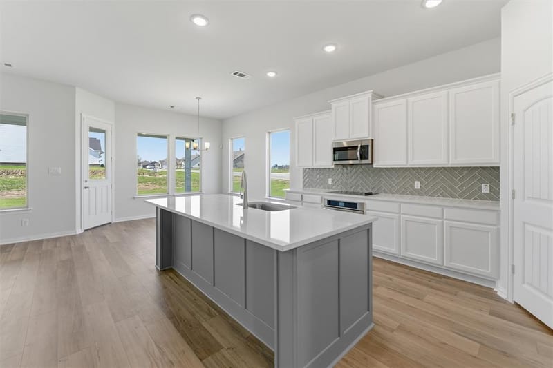 104 Snowy Owl Trail, New Fairview TX 76078 - Photo 11