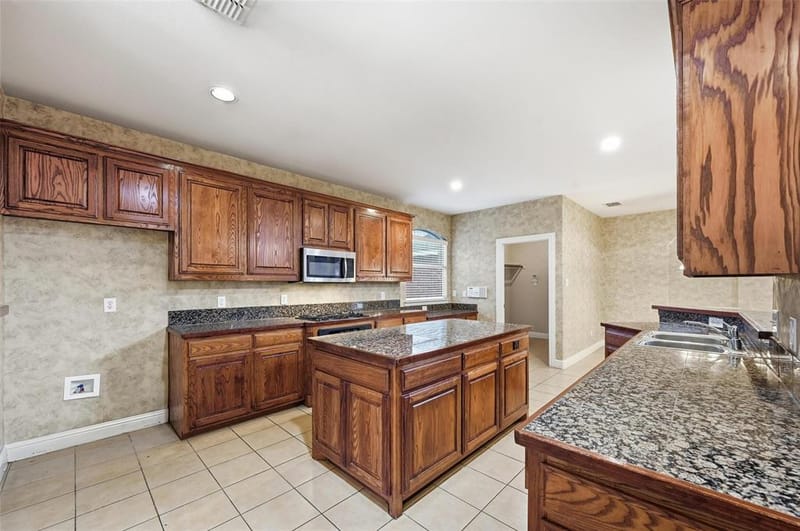 222 River Birch Trail, Garland TX 75040 - Photo 24