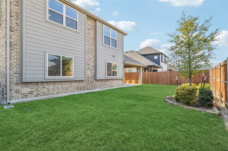 121 Emperor Oak Court, Balch Springs TX 75181 - Photo 22