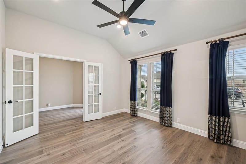 121 Emperor Oak Court, Balch Springs TX 75181 - Photo 9