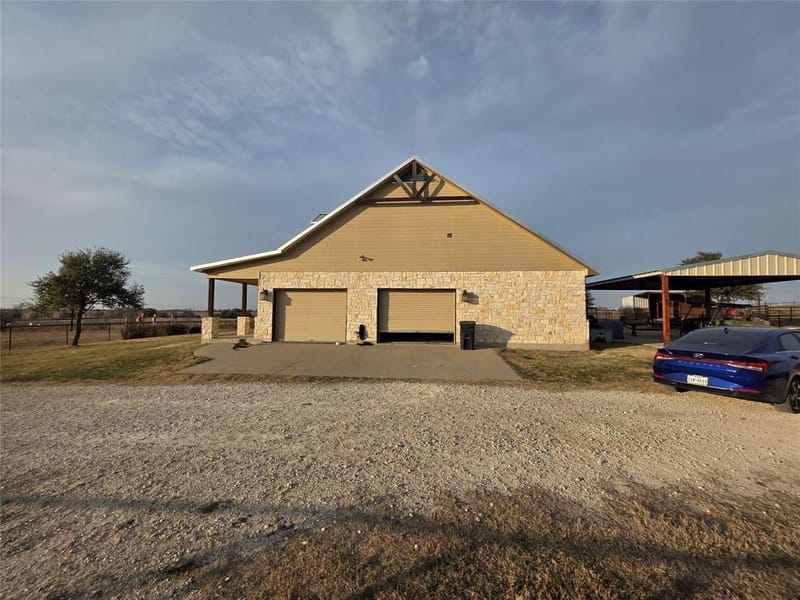 8928 County Road 1232, Godley TX 76044 - Photo 6