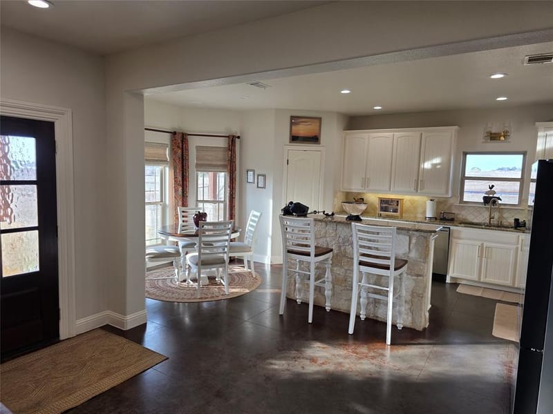 8928 County Road 1232, Godley TX 76044 - Photo 14