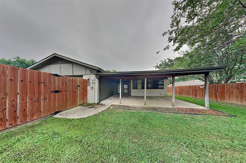 1711 Chesterfield Drive, Carrollton TX 75007 - Photo 13