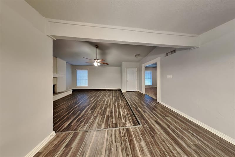 1711 Chesterfield Drive, Carrollton TX 75007 - Photo 4