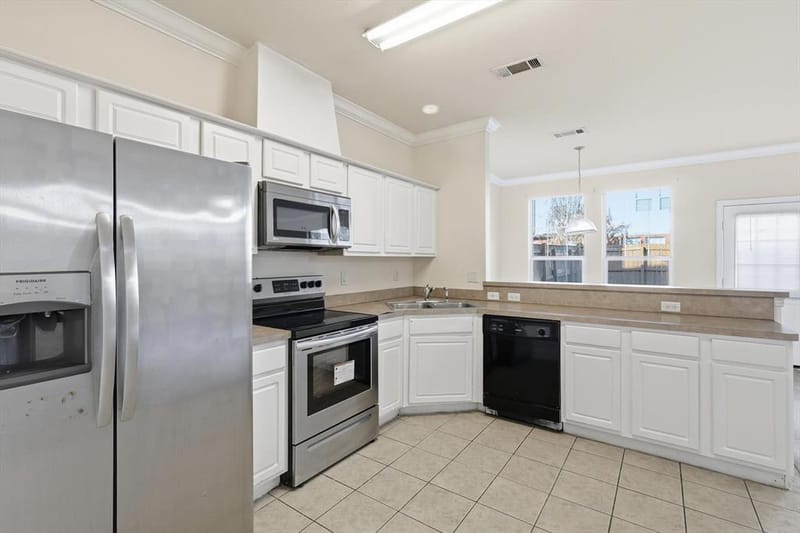 908 Plaza Lane, Richardson TX 75080 - Photo 12