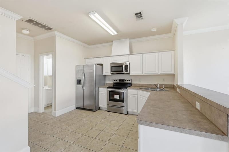 908 Plaza Lane, Richardson TX 75080 - Photo 11
