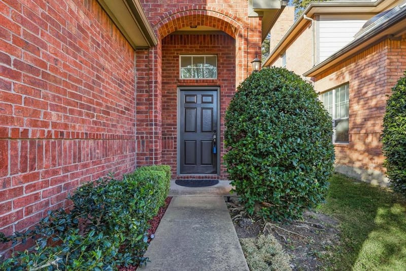 908 Plaza Lane, Richardson TX 75080 - Photo 4