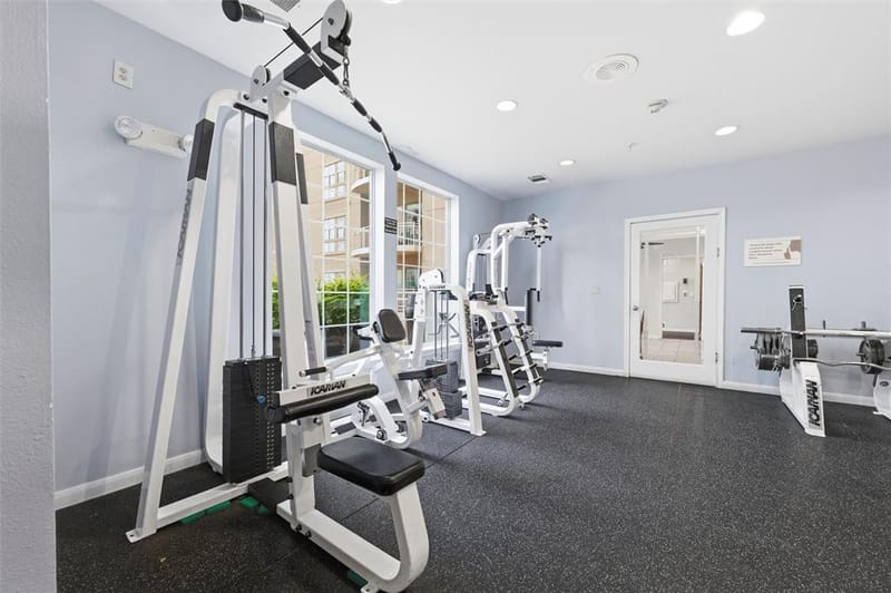 3225 Turtle Creek Boulevard # 829, Dallas TX 75219 - Photo 23