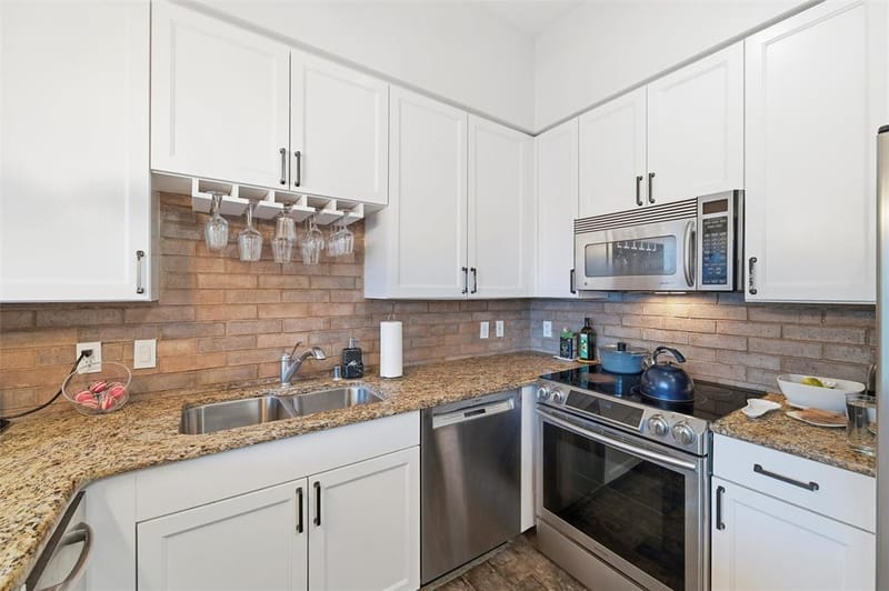 3225 Turtle Creek Boulevard # 829, Dallas TX 75219 - Photo 6