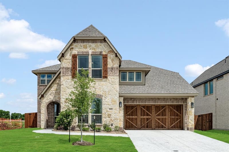925 Cannes Drive, Red Oak TX 75154 - Photo 3