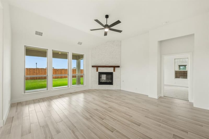 925 Cannes Drive, Red Oak TX 75154 - Photo 18