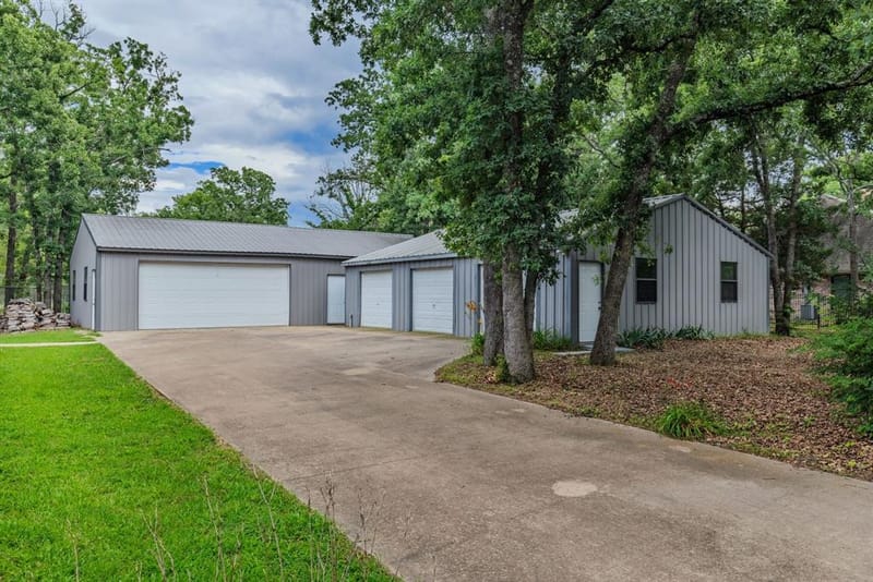 3051 County Road 3312, Greenville TX 75402 - Photo 35