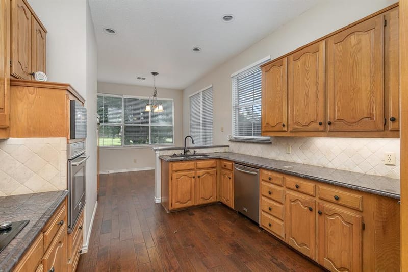 5416 Promise Land Drive, Frisco TX 75035 - Photo 9