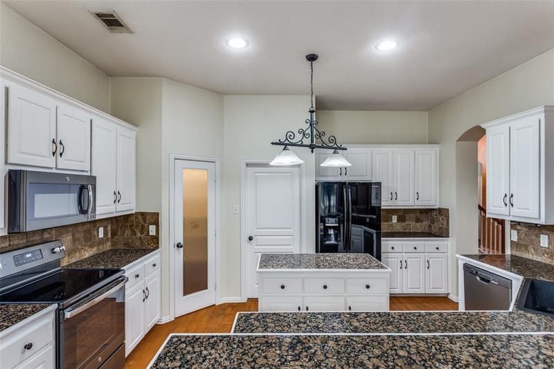8312 Teja Trail, Benbrook TX 76126 - Photo 9