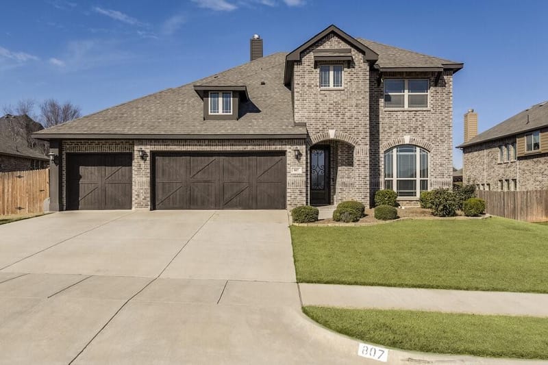 807 Imperial Way, Mansfield TX 76063 - Photo 2
