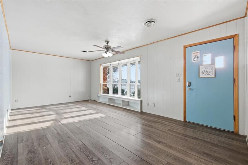 107 N 7th Street, Krum TX 76249 - Photo 3