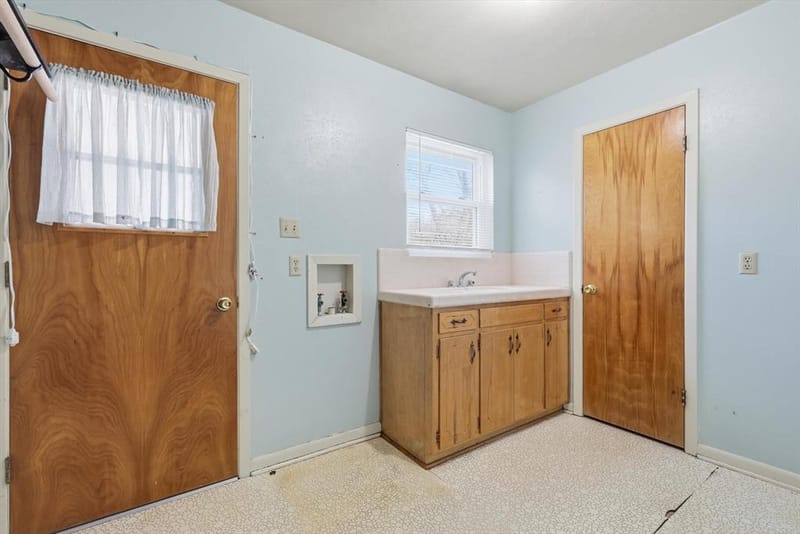 107 N 7th Street, Krum TX 76249 - Photo 15