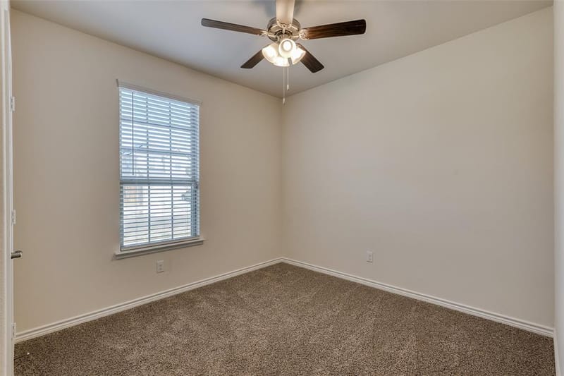 10908 Summer Rain Boulevard, Aubrey TX 76227 - Photo 7
